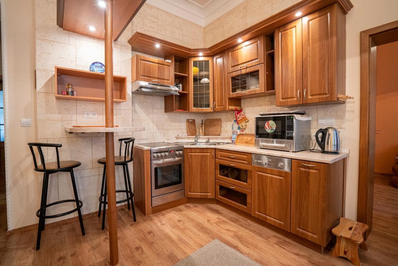 קרלובי וארי Apartment Ferdinand מראה חיצוני תמונה