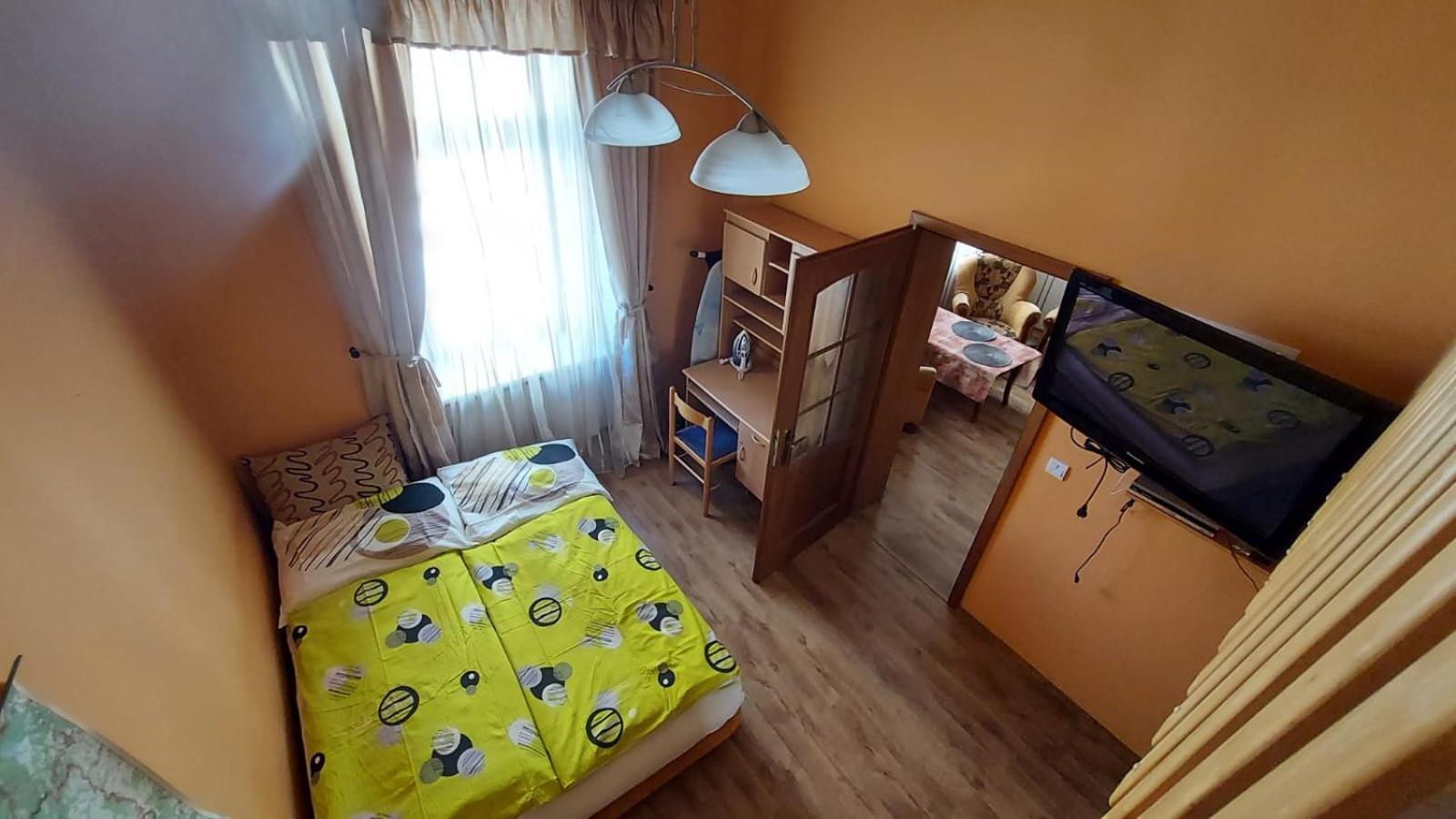 קרלובי וארי Apartment Ferdinand מראה חיצוני תמונה